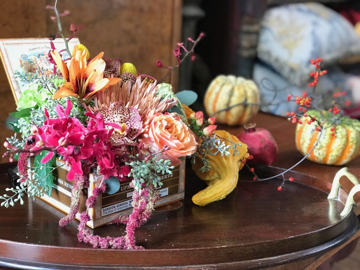 Expert tips from a luxury floral artist on how best to decorate with flowers and other botancials this Thanksgiving. 