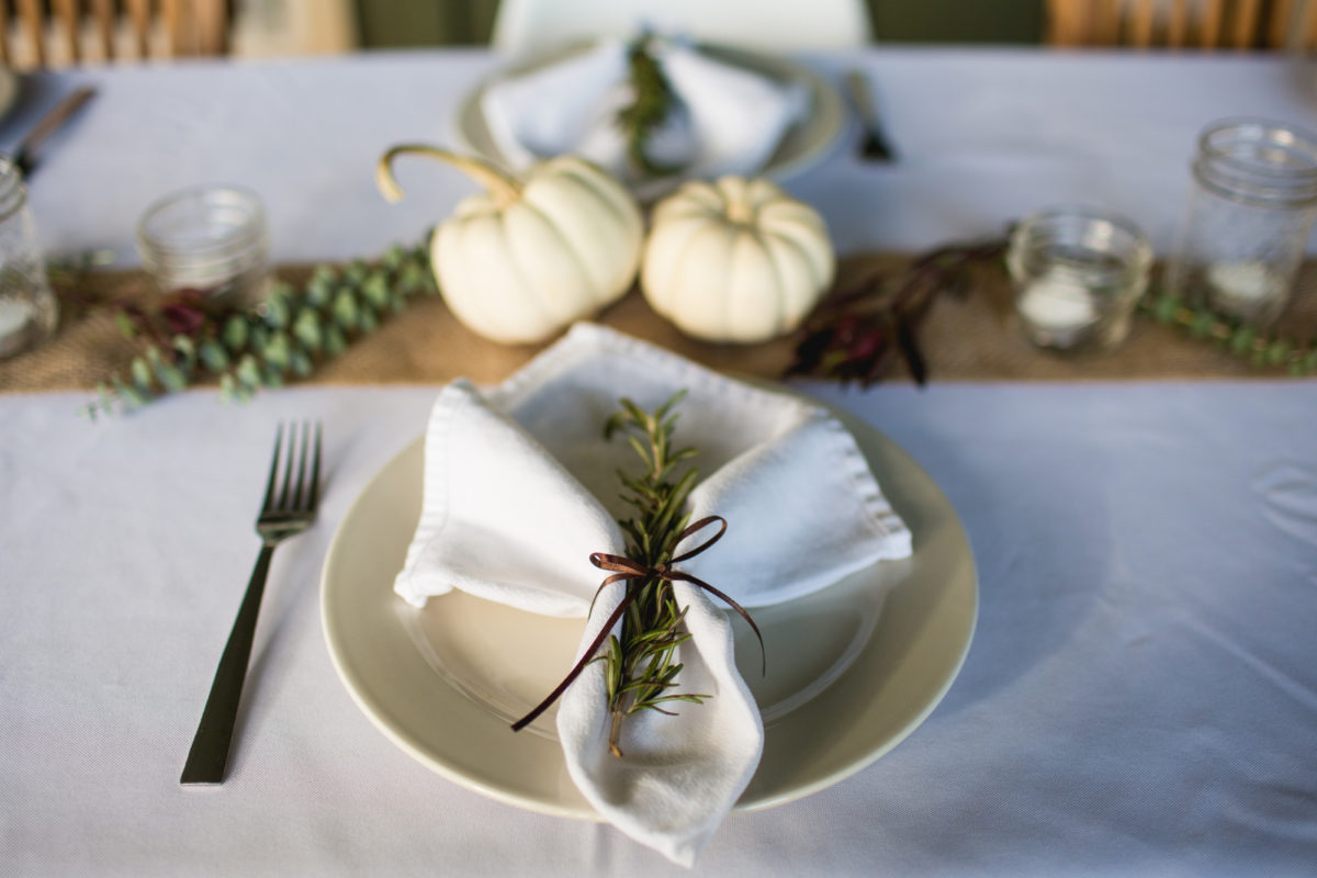 The best luxury Thanksgiving gifts for hosts
