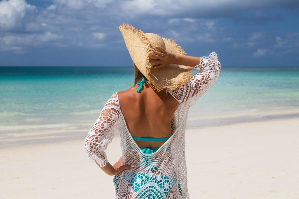 picture perfect style for a beach day this summer