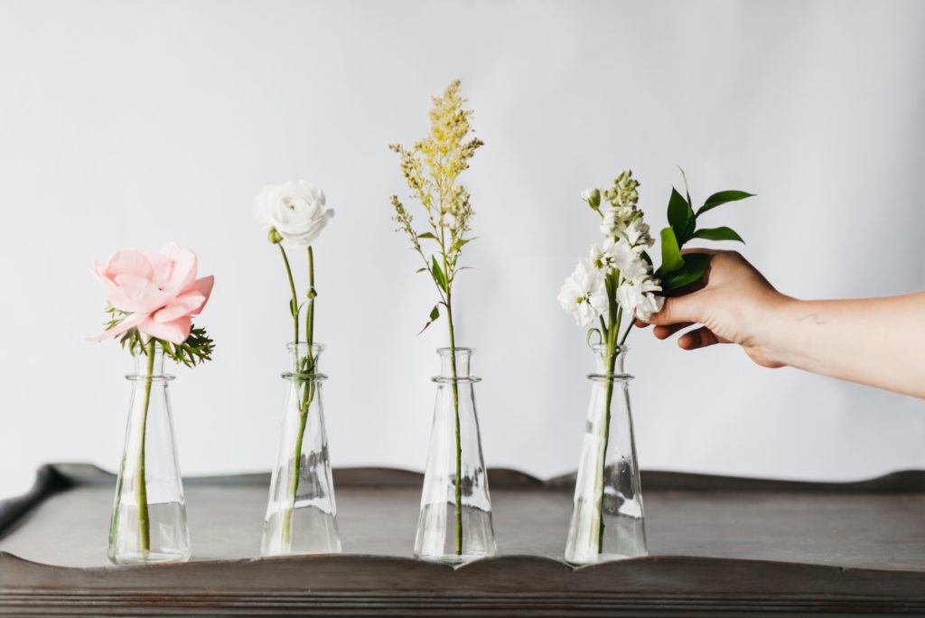 What are the most beautiful luxury statement vases that could also make a perfect gift?