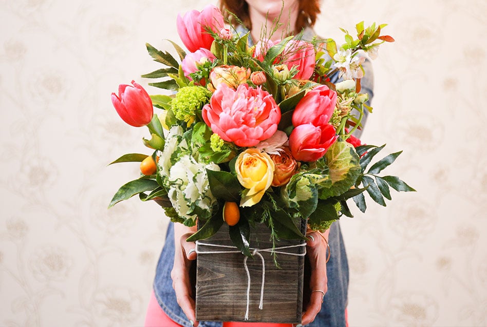 how to create floral arrangement