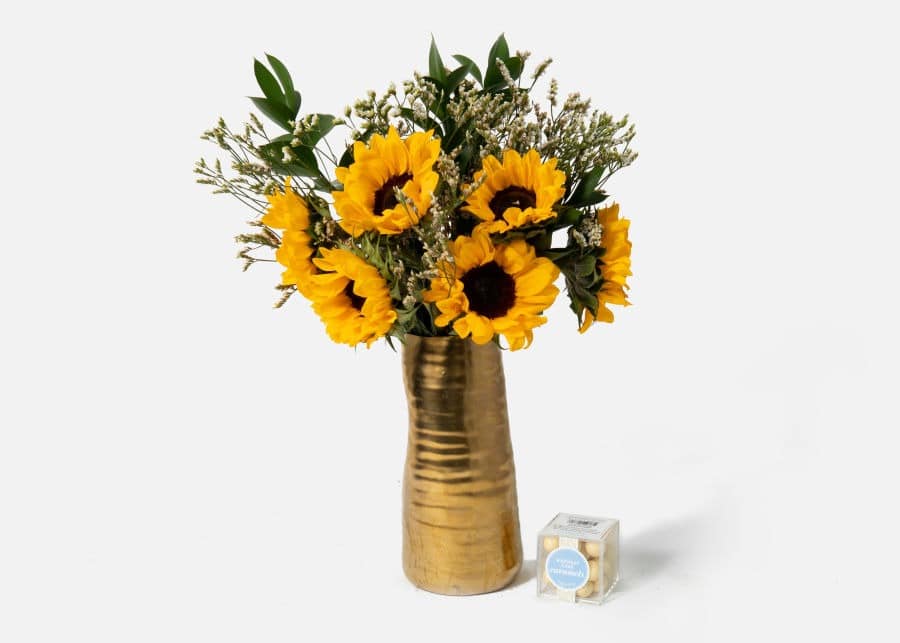 luxurious sunflower bouquet