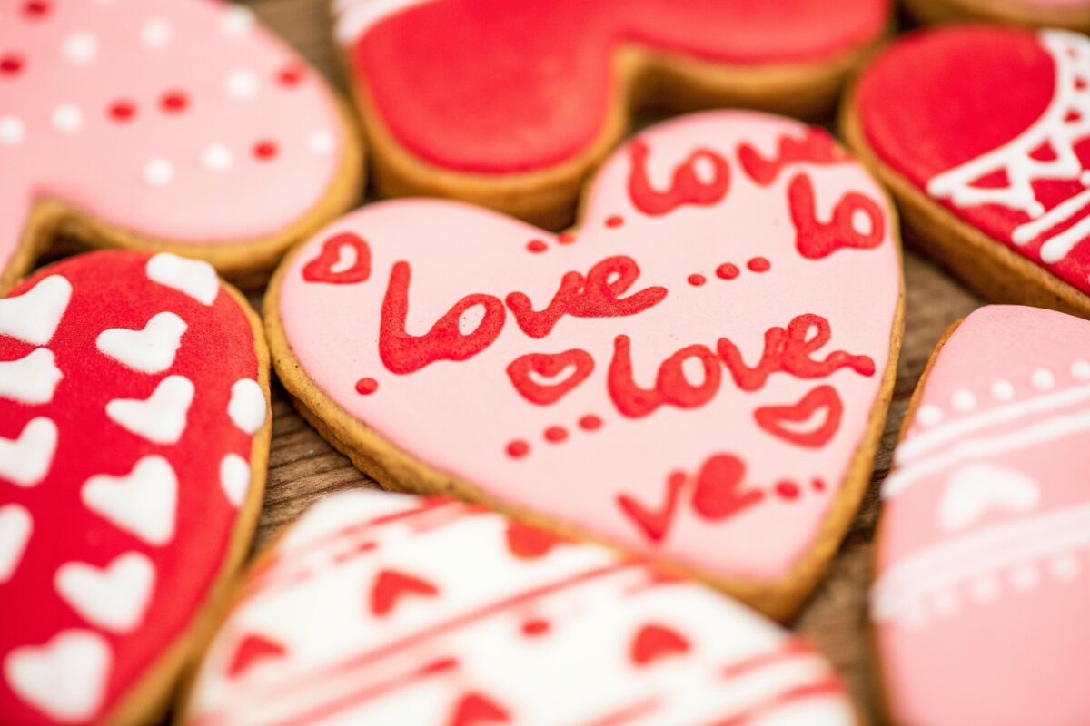 The 14 Best Valentine's Day Sweets to Give With No Chocolate