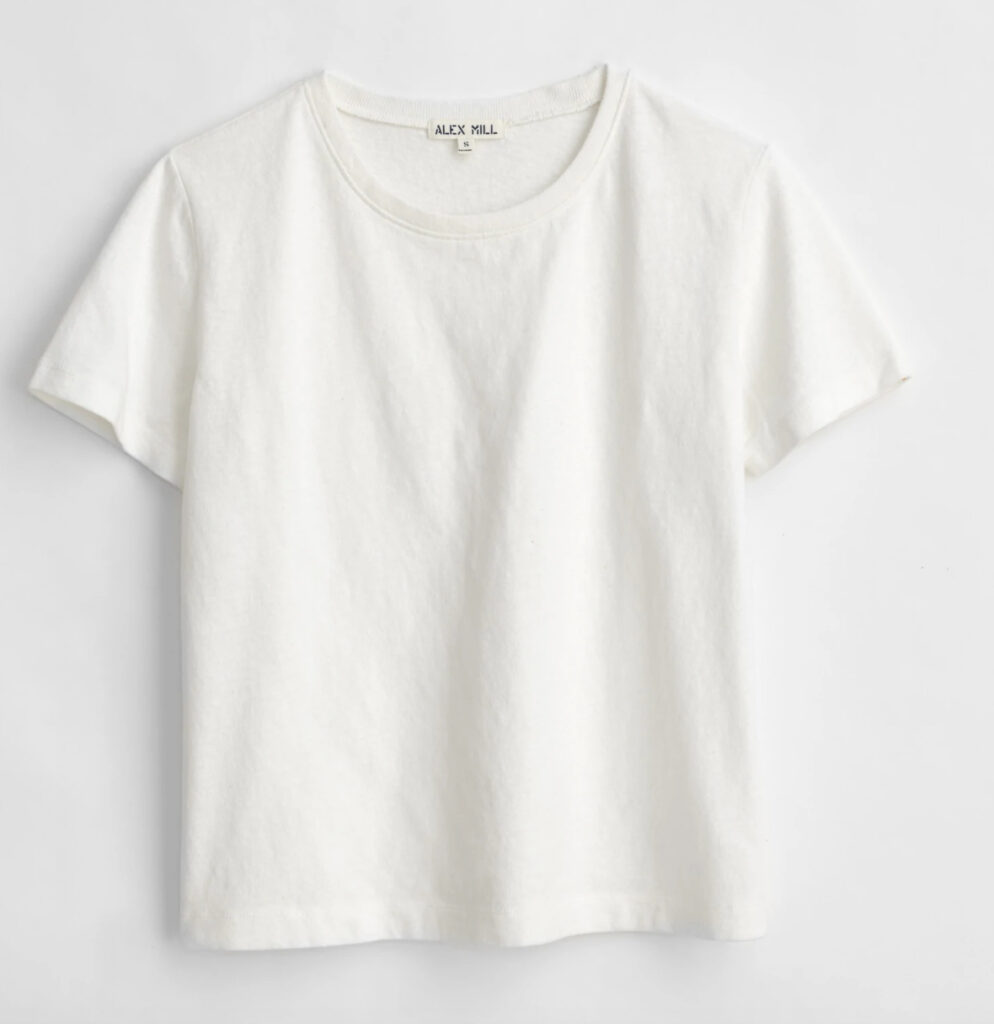 white t-shirts for women perfect to buy for summer 2023