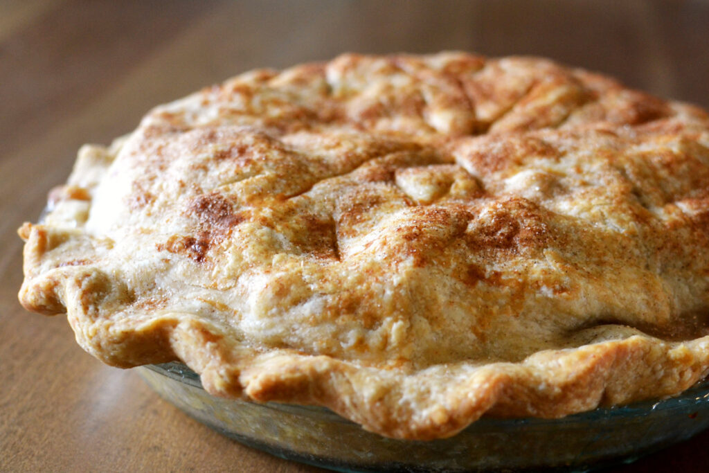 best places to buy apple pie online via mail order now for the fall 2021 holidays, including pies for Thanksgiving and Christmas