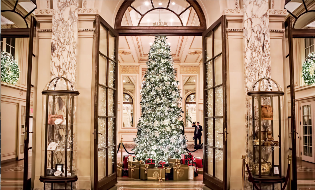 luxury hotels holiday festive decorations