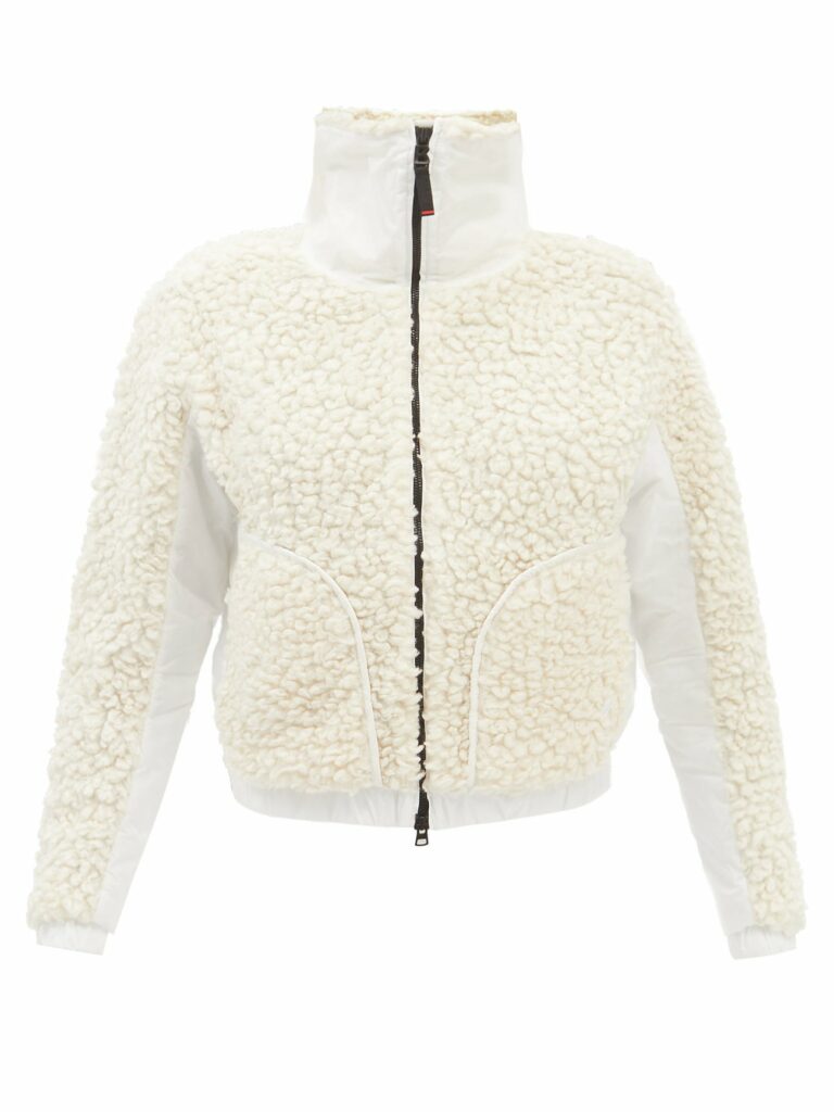 Luxury fashion, accessories and home décor for the ski house chic look for winter 2022