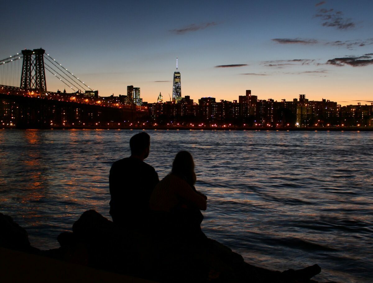 best places and romantic things to do in New York City (NYC) for Valentine's Day, including dinner date destinations for a dreamy evening celebration with your beloved in 2022.