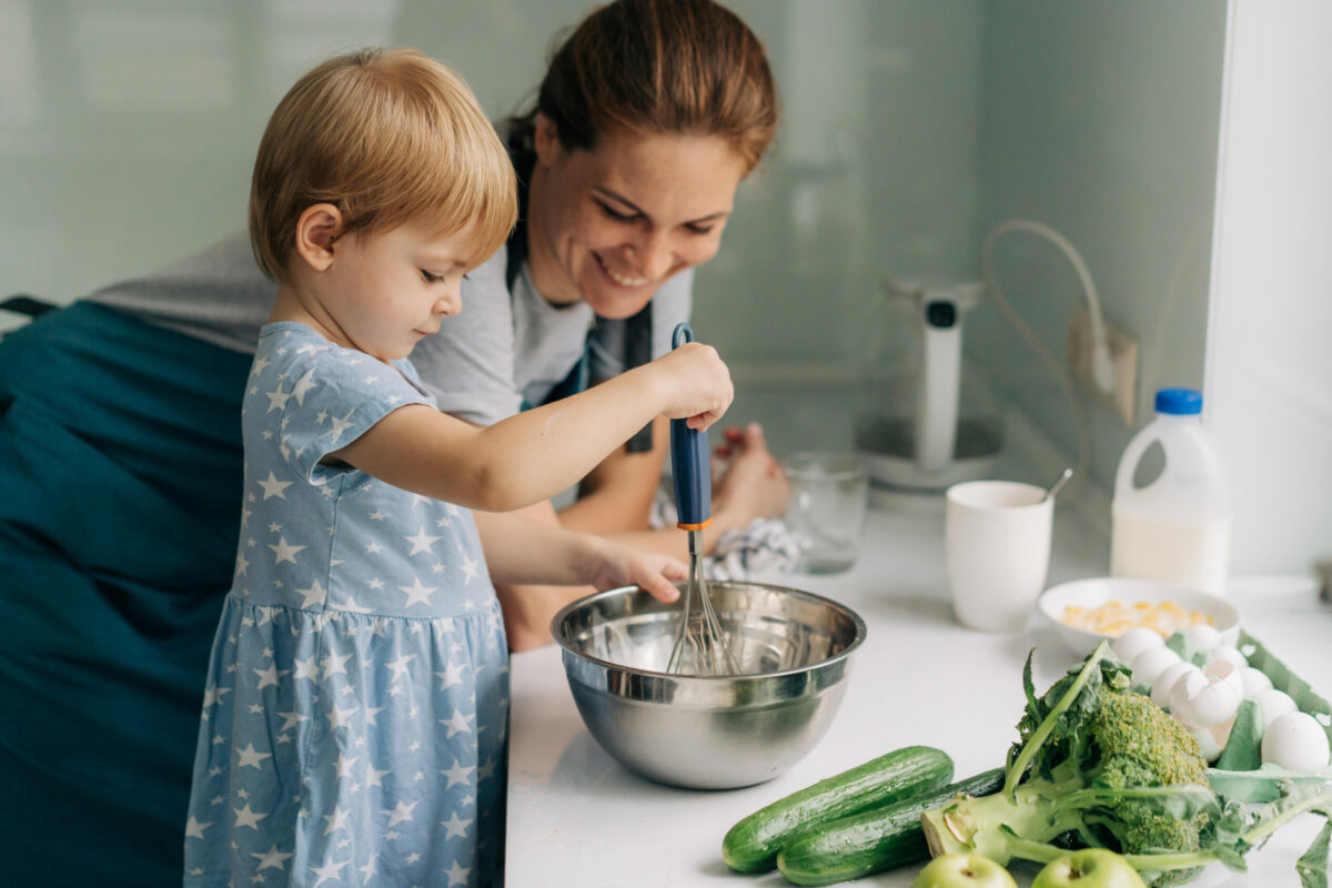 luxury Mother's Day gift shop for "foodie" moms in 2023