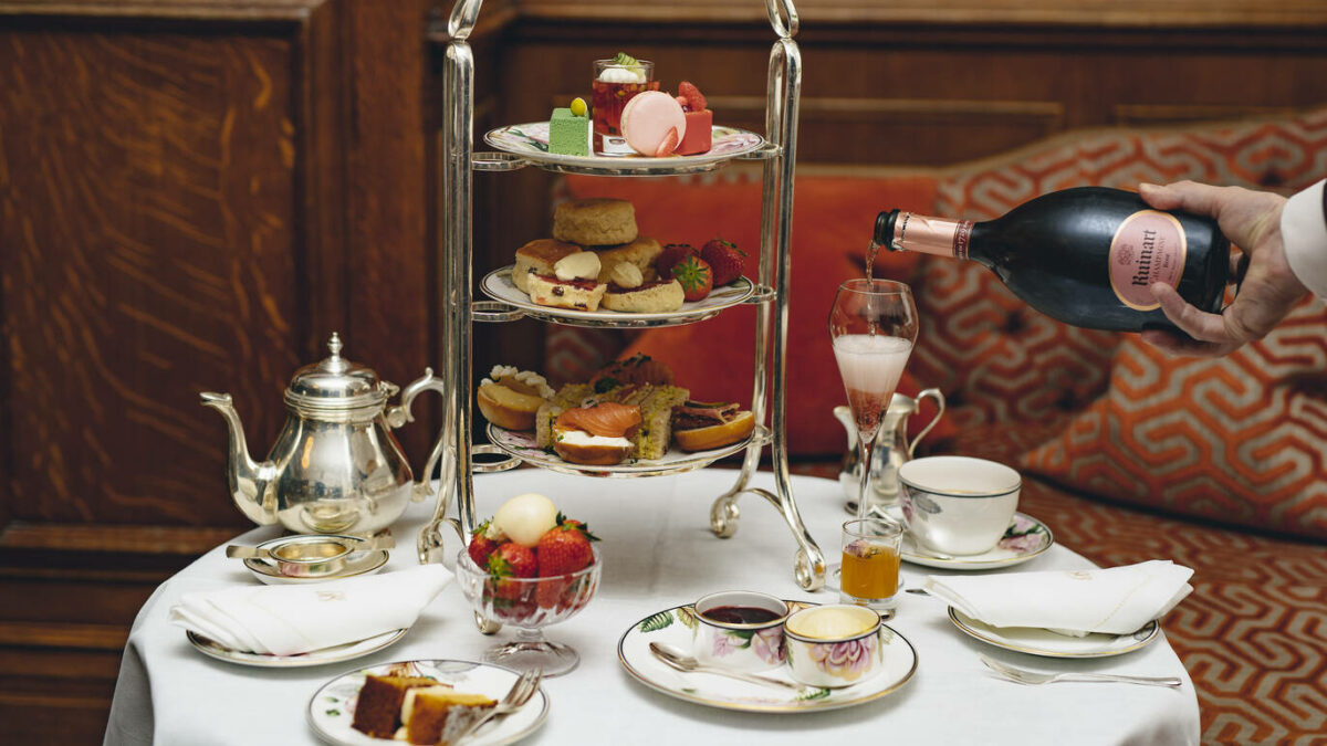 luxurious places for high tea London