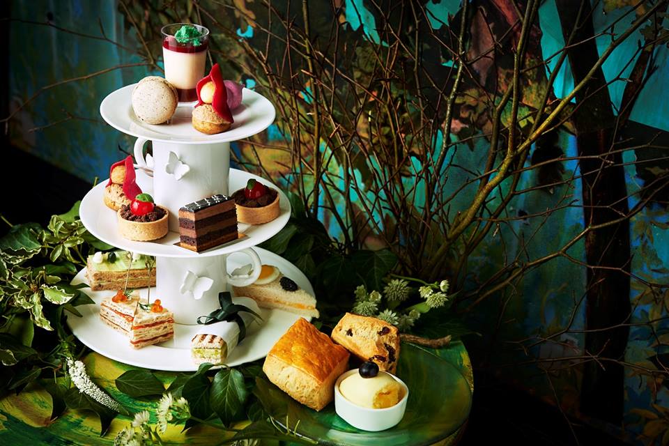 luxurious places for high tea London
