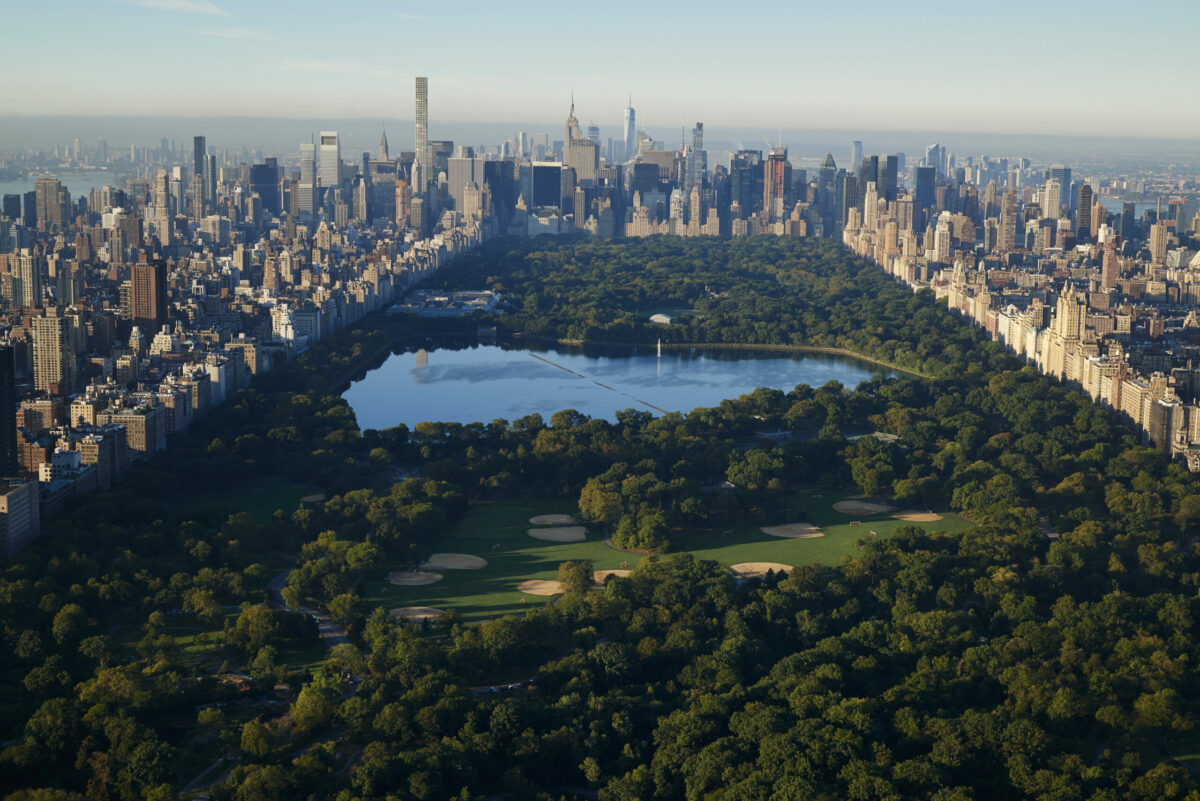 Our Gotham Guide of local insider tips on where to find the top 10 most perfect picnic spots in New York City (NYC) for your next visit.