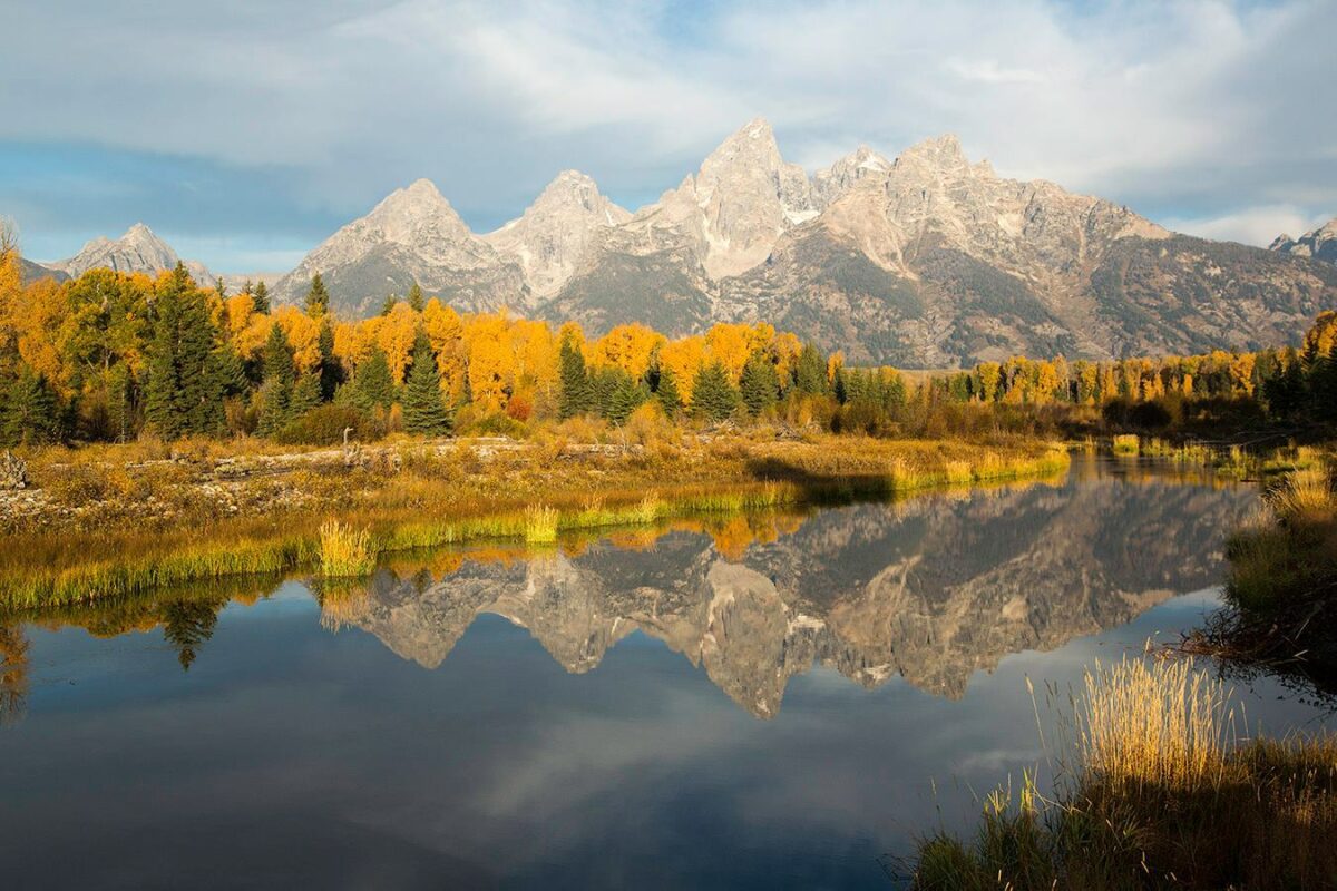 best luxury hotels and resorts to see the fall foliage in the U.S. this year