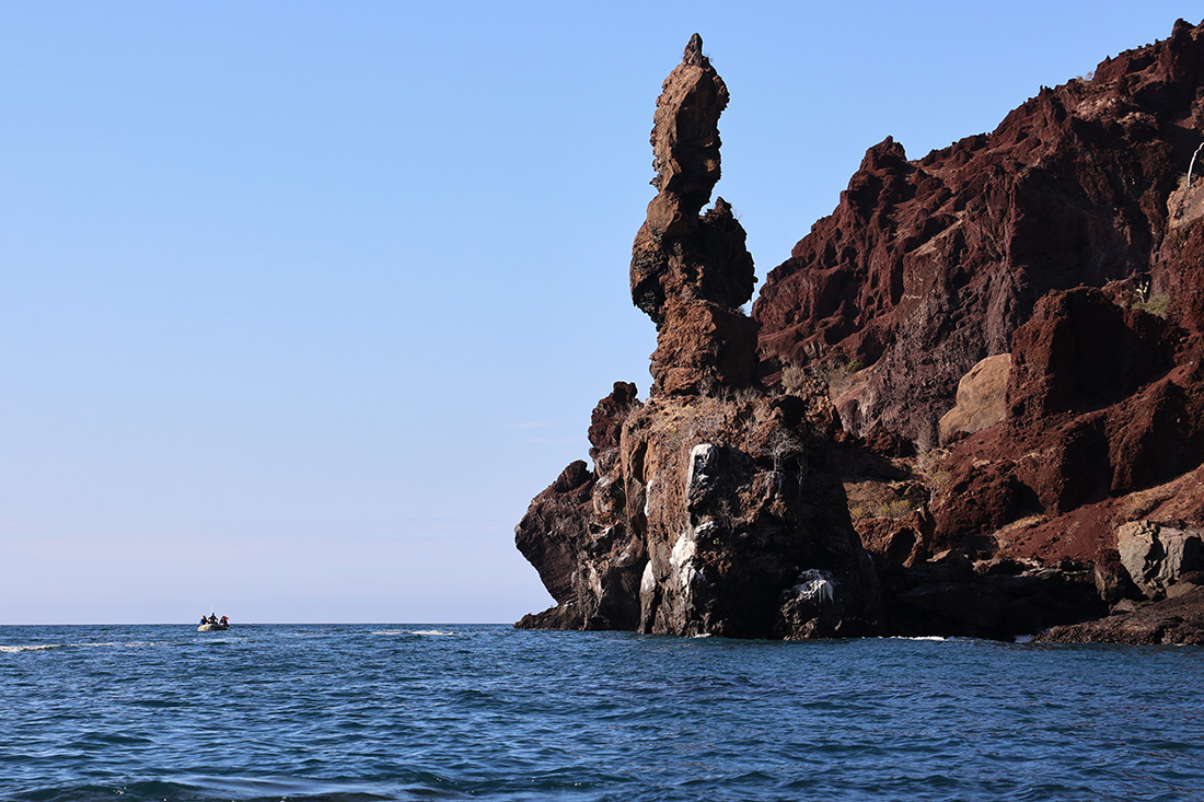 best luxury cruise vacation in the Galapagos Islands. Photo © Dandelion Chandelier.