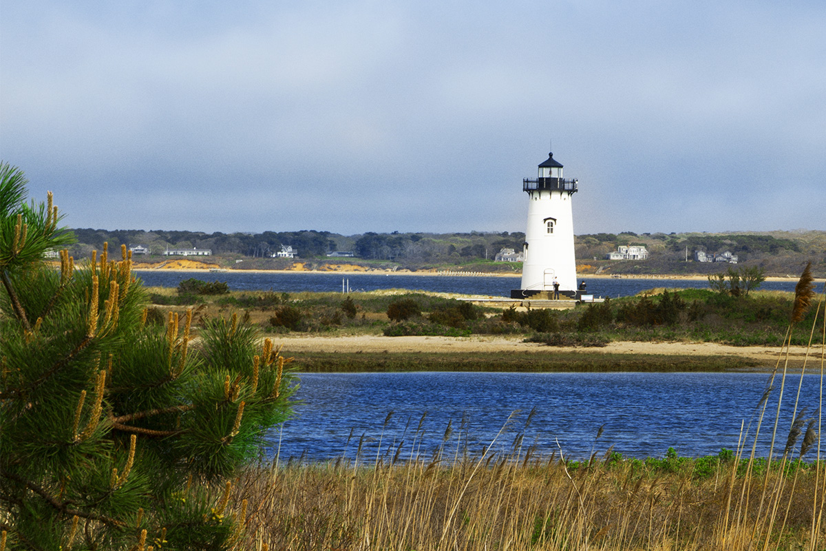 The best luxury summer rental home on the island of Martha’s Vineyard for vacation 2023.