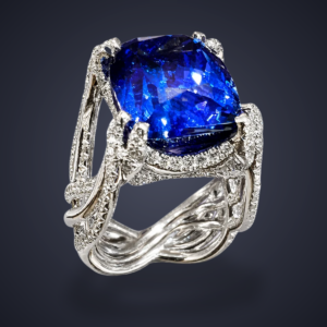 Lorenz Bäumer Aqua Oasis Solitaire ring in 18-karat white gold with a blue tanzanite and diamond setting.